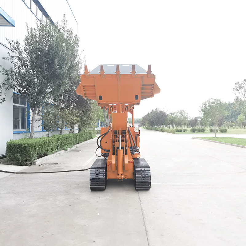 Специализированный самосвальный погрузчик для горных пород