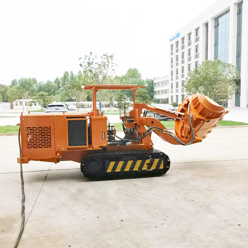 Carregador de rocha com descarga lateral e comando à distância