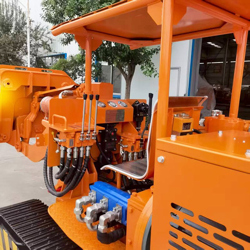 Efficient Side Unloading Rock Loader